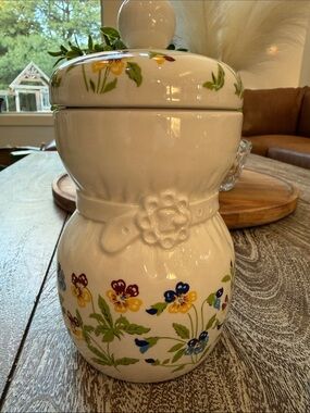 Hardy Amies White Ceramic Floral Cookie Jar with Blue, Yellow, Green Accents